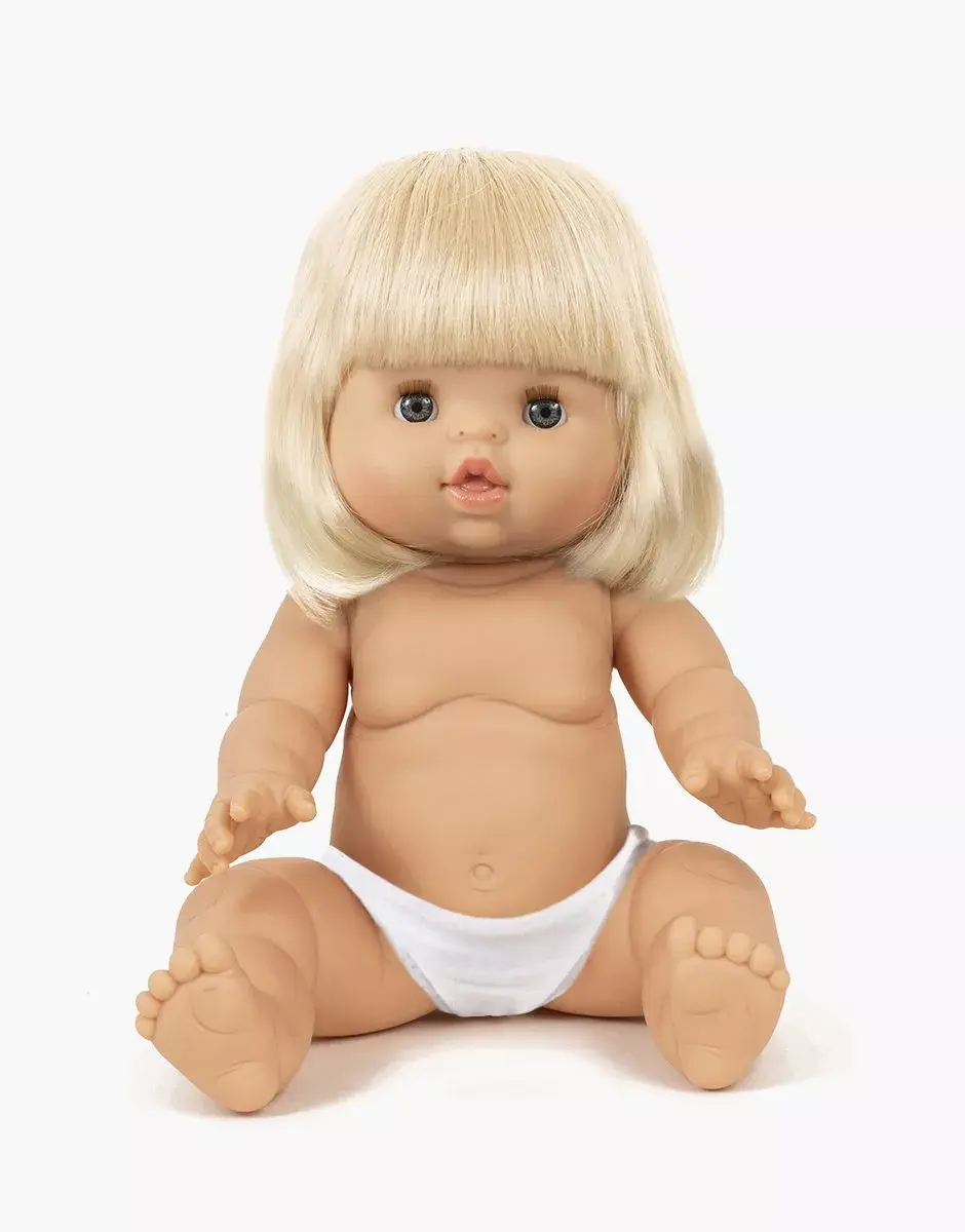 minikane-poupee-exclusive-angele-blonde-platine-aux-yeux-gris-avec-culotte.webp
