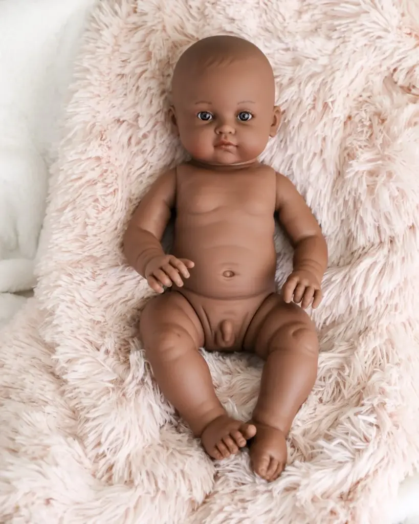 minikane-bambini-boy-doll-augustin-white-3.webp