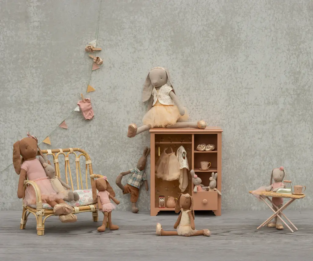 Maileg Danish Rattan couch, Large - Nature