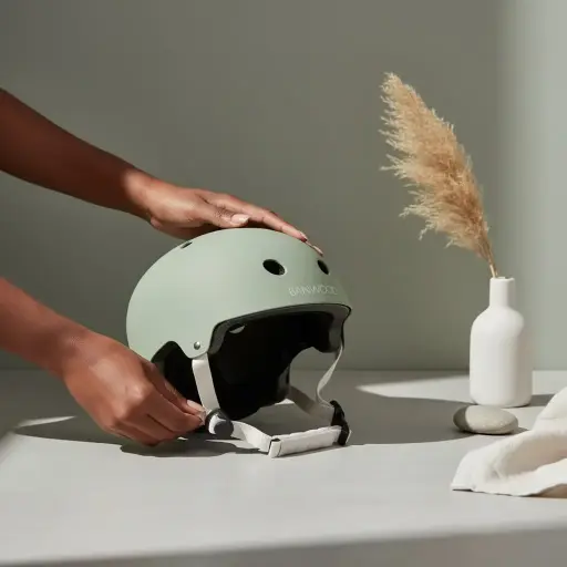 Banwood helmet